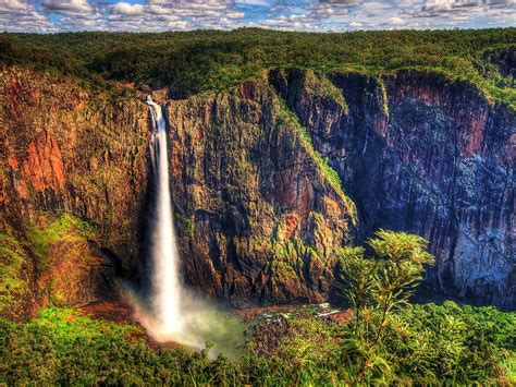 Wanderlust Wednesdays - Wallaman Falls, Girringun National Park