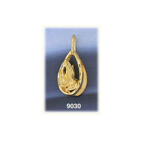 14K Gold Praying Hands Encircled Pendant