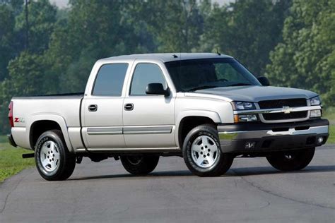 2004 Chevrolet Silverado 1500 Specs, Price, MPG & Reviews | Cars.com