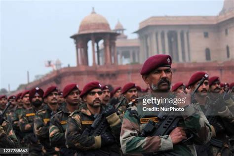 Indian Army Parade Photos and Premium High Res Pictures - Getty Images