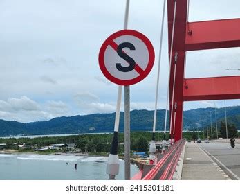 Jembatan Merah Jayapura Photos and Images