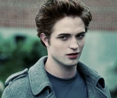 How old was Robert Pattinson in Twilight?