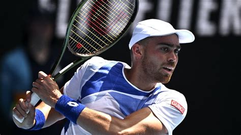 Tennis : Benjamin Bonzi éliminé dès le premier tour du tournoi de Rotterdam face à Jannik Sinner ...