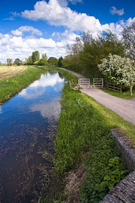 Towpath stock photo. Image of hills, bridgwater, bridges - 9130982