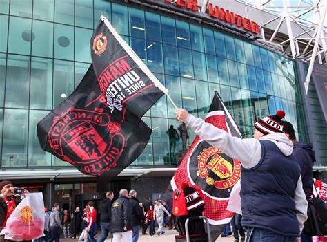 Manchester United news: Club faces fan backlash after announcing travel plans for FA Cup semi ...