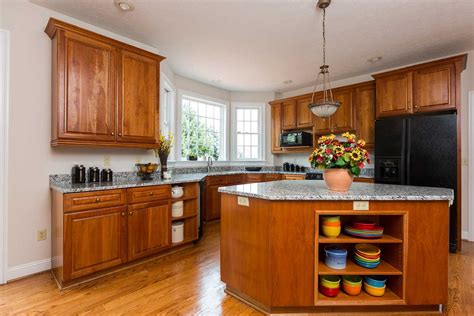 Solid Wood Kitchen Cabinets: Pros And Cons | My Decorative