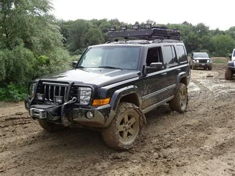 Jeep Commander Off Road | Jeep commander, Jeep commander lifted, Jeep ...