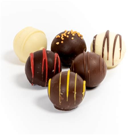 Enjoy our boxes with belgian chocolate Truffles