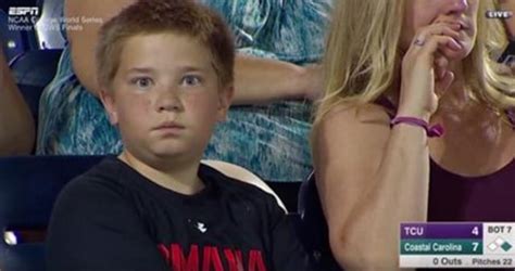 This funny kid makes a whole stadium laugh and becomes an Internet ...