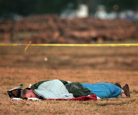 Texas A&M bonfire collapse still a scar for Aggies everywhere 18 years after killing 12