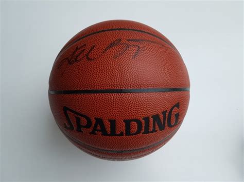 Autographed basketball Kobe Bryant - Catawiki