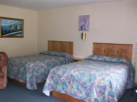 Motel Reservations-Acadia-Sunnyside-Cottages-Motel-Bar-Harbor-Maine ...