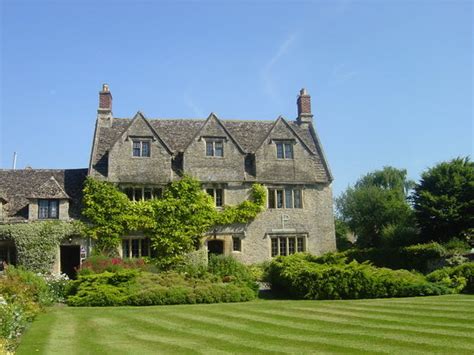 The Cotswold Plough Hotel & Restaurant (Clanfield, Oxfordshire) - Hotel ...