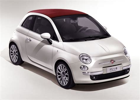 Fiat 500 Convertible joins 2011 UAE line-up | DriveArabia