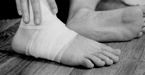 4 Common Foot Injuries That Plague Athletes - Breaking Muscle