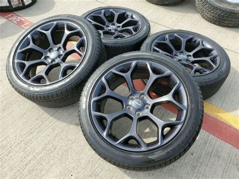 20" Chrysler 300 RWD Charcoal OEM Wheels and Tires | 02539