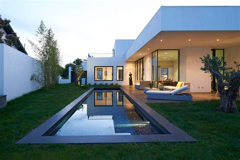 18 Dazzling Modern Swimming Pool Designs - The Ultimate Backyard ...