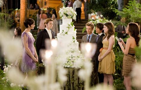 Irish Twilight Sisters: Four new Breaking Dawn Wedding Stills!