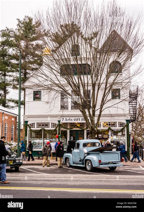 Main Street At Christmas Stockbridge, Massachusetts, USA Stock Photo ...