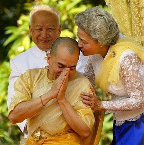 Cambodian Greeting (Sampeah) | IntoCambodia.org