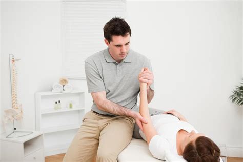 How Can a Chiropractor Help with Pulled Muscles?