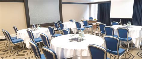 Gatwick Hotels and Meeting Rooms - Conference Hotels Gatwick Airport