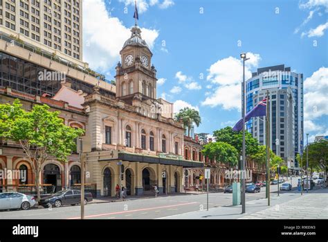 central railway station in brisbane, australia Stock Photo - Alamy