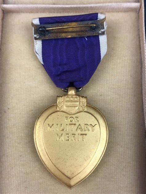 Original WWII US Purple Heart medal in box with ribbon and pin ...