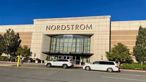 Nordstrom Corporate Office, Phone Number & Email Address [+CEO Email]