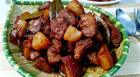 Pork Adobo with Pineapple - Yummy Kitchen