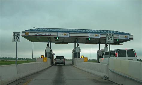 Kansas Turnpike To Increase Tolls To Fund Projects | KMUW