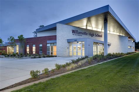 Willamette High School Science Complex - Soderstrom