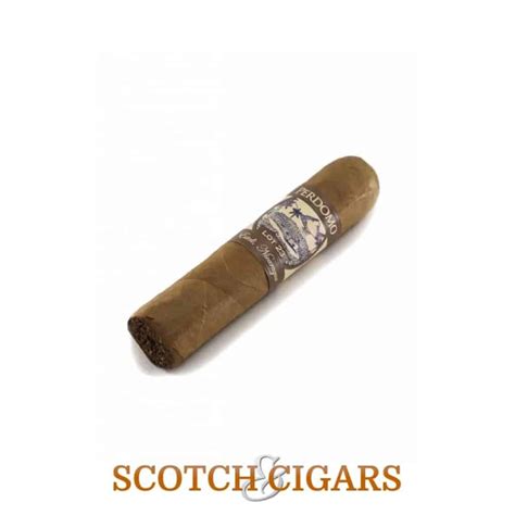 Top 10 Cigars Under $10 | Scotch & Cigars