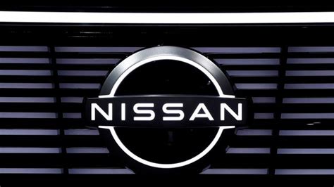 Japan's Nissan sees smaller loss, promises sales recovery | HT Auto