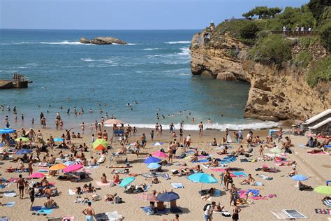 Biarritz_where-to-swim-min * All PYRENEES · France, Spain, Andorra