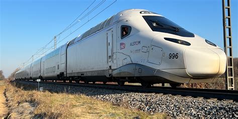 SNCF: the new TGV M makes its first laps... in the Czech Republic - Teller Report