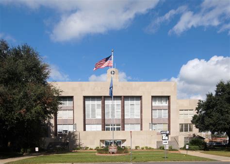 Warmest Decembers in Acadia Parish, Louisiana History | Stacker