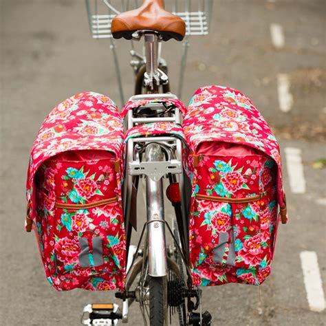 The most beautiful bicycle bag you've ever seen | Marina's Bloggariffic