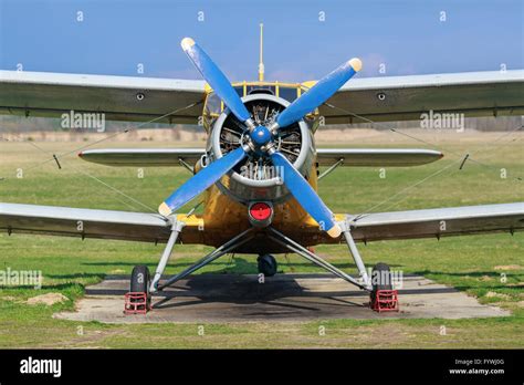 Vintage biplane Stock Photo - Alamy