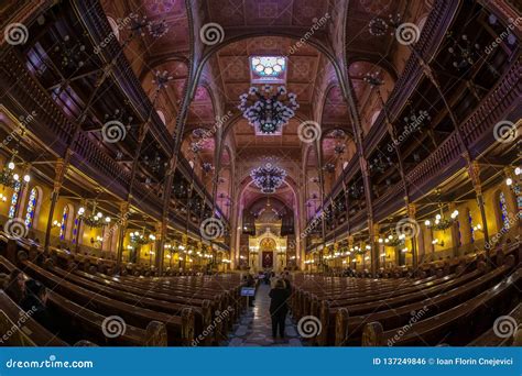 Interior of the Great Synagogue in Dohany Street, Budapest, Hungary Editorial Photo - Image of ...