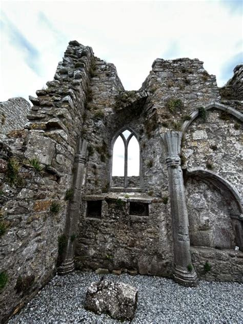 Clonmacnoise Monastery & Castle: Fairies, Sea Monsters & UFOs