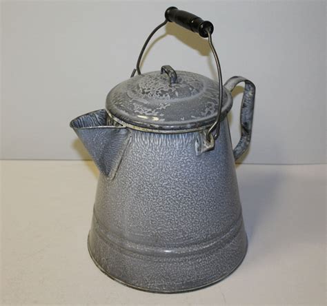 Bargain John's Antiques | Antique Large Gray Graniteware Cowboy Coffee Pot with Wire Bail Handle ...