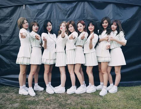 TWICE Officially Declared The "Nation’s Girl Group" - Koreaboo