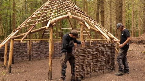 Building an Iron Age Roundhouse: Perimeter Walls | Bushcraft Shelter ...