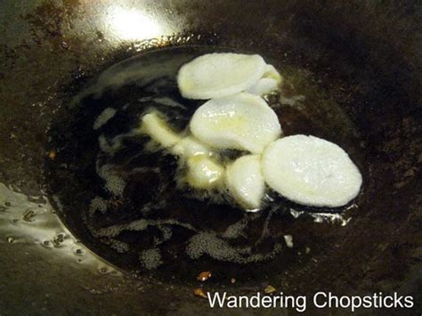 Wandering Chopsticks: Vietnamese Food, Recipes, and More: Banh Phong ...