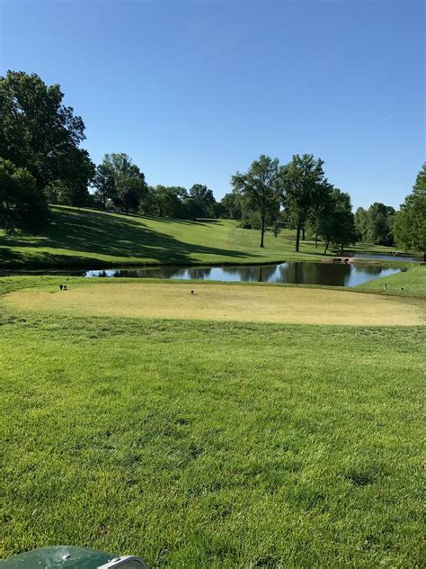 Glen Echo Country Club Golf Course Management: Tee Weed Control