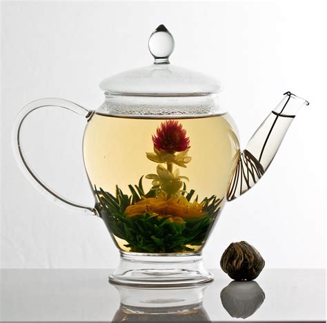 amaranth blooming tea in glass pot | Blooming tea, Blooming flower tea, Flower tea