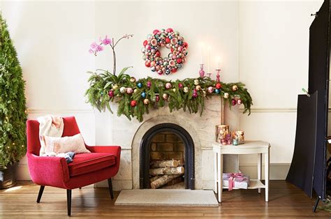 Christmas Fireplace Decor: 25 Ways To A Festive Fireside | Storables