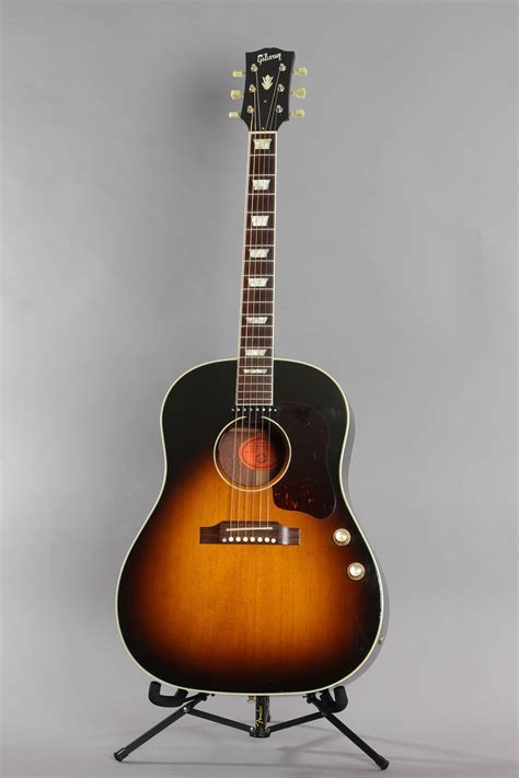 2005 Gibson J-160E Acoustic Electric Guitar | Guitar Chimp