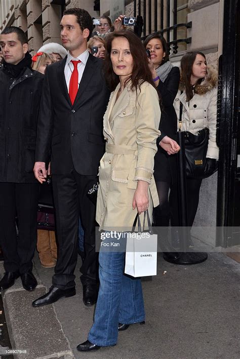 Bambou aka Caroline Paulus attends the Chanel show as part of Paris... Nachrichtenfoto - Getty ...